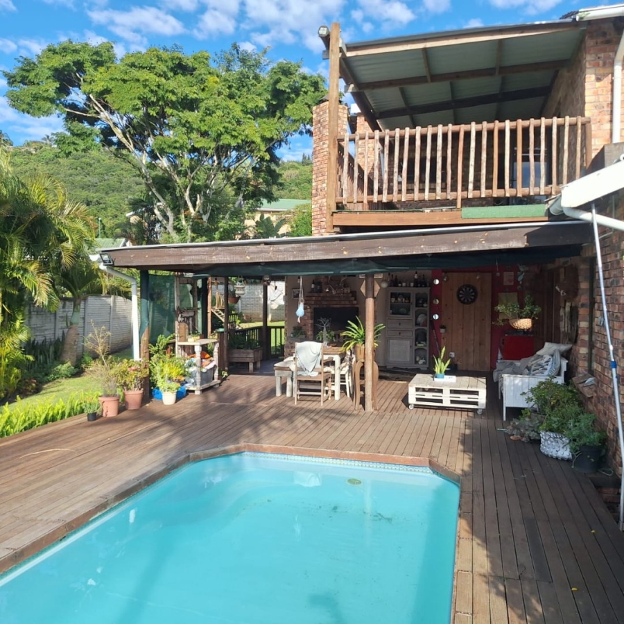 5 Bedroom Property for Sale in Gonubie Eastern Cape